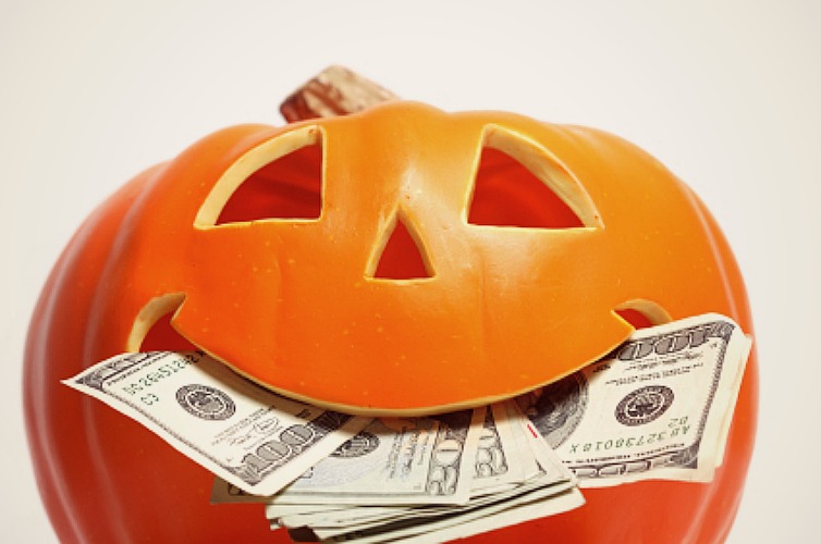 5 Popular Halloween Gigs to Earn Extra Money ...